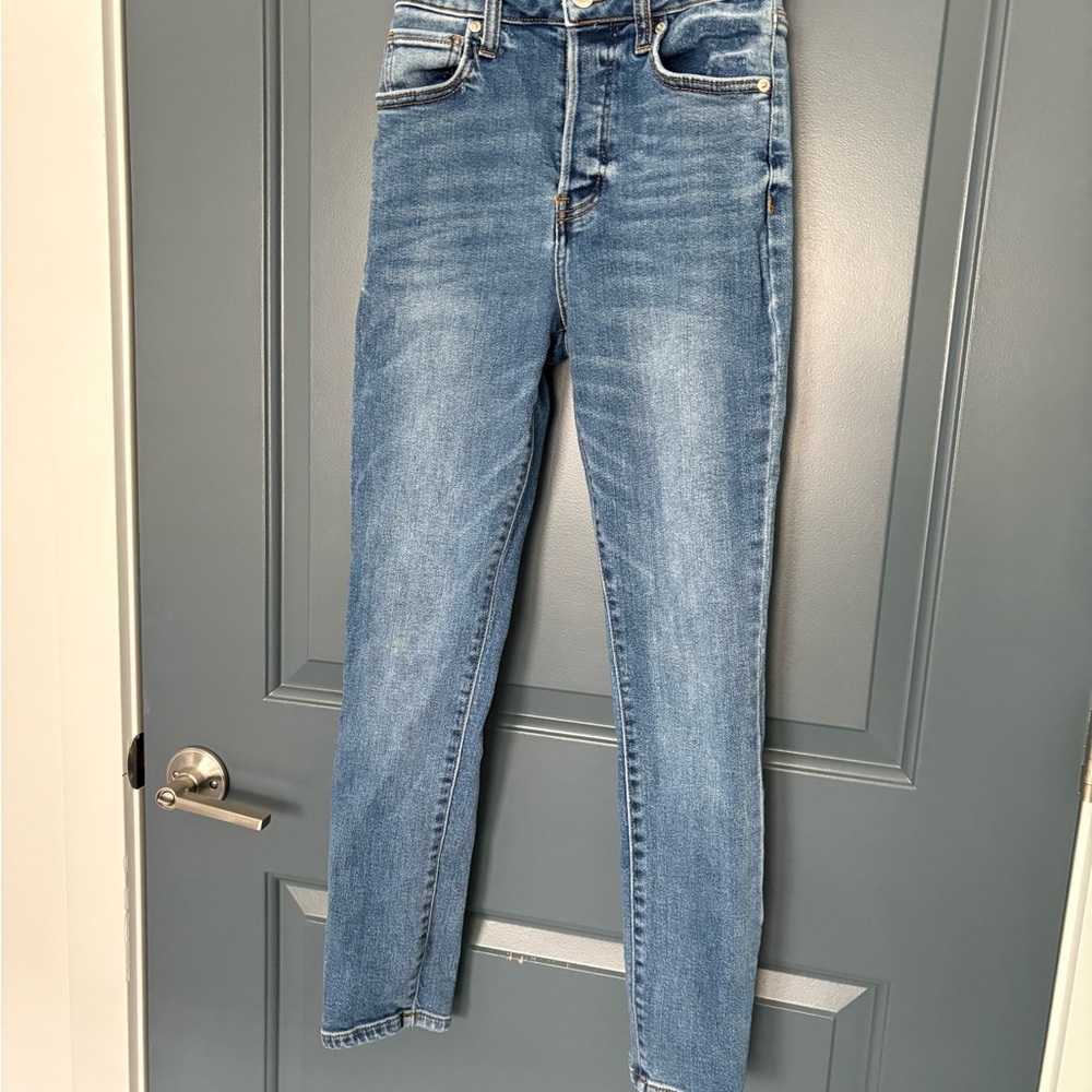 Forever 21 High Rise Blue women’s Jeans size 24. Skinny jeans.